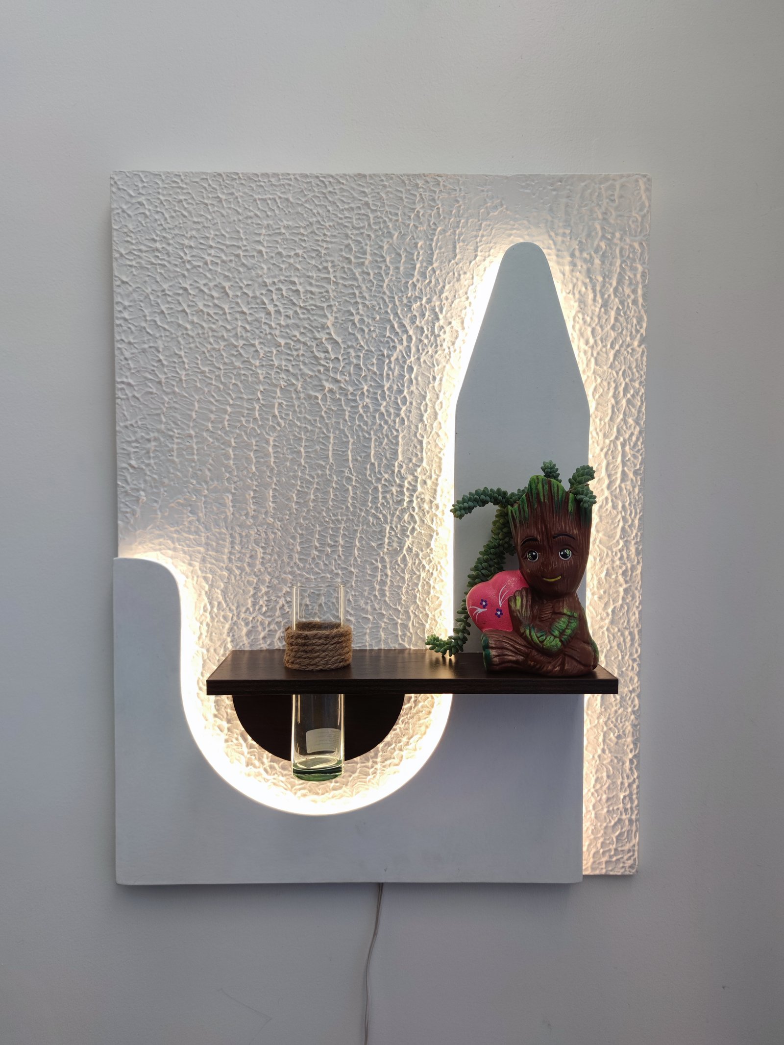 Cuadro LED con Cúspide — DIPM
